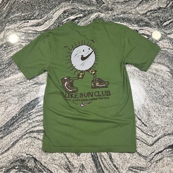Nike Other - Nike Sun Club T-Shirt Mens Small Green Smiley Logo Tee Only Good Days Under Rays